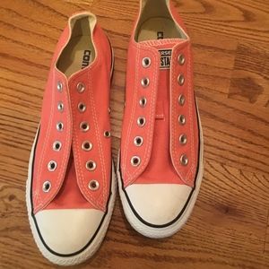 Women's Converse Size 8